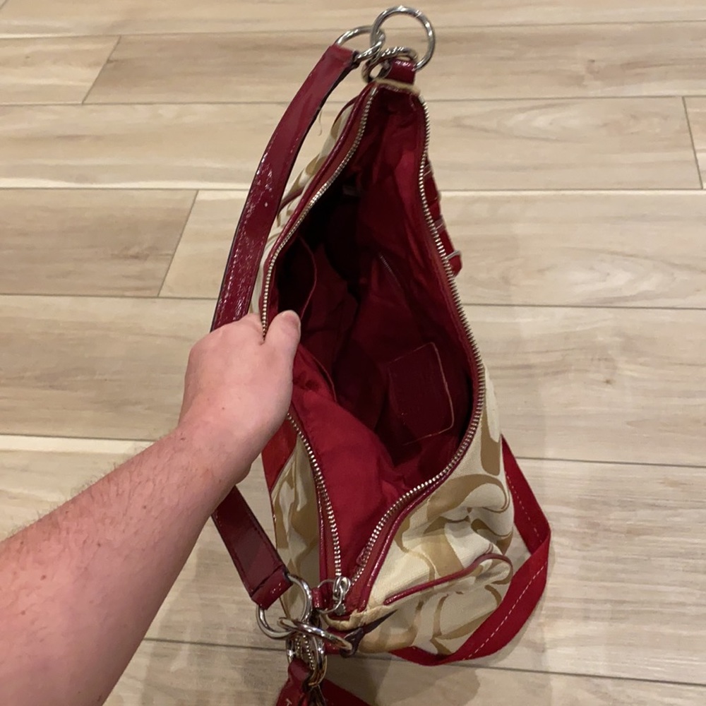 VGUC Coach Red and Tan “C” Shoulder Bag Purse - Picture 5 of 7